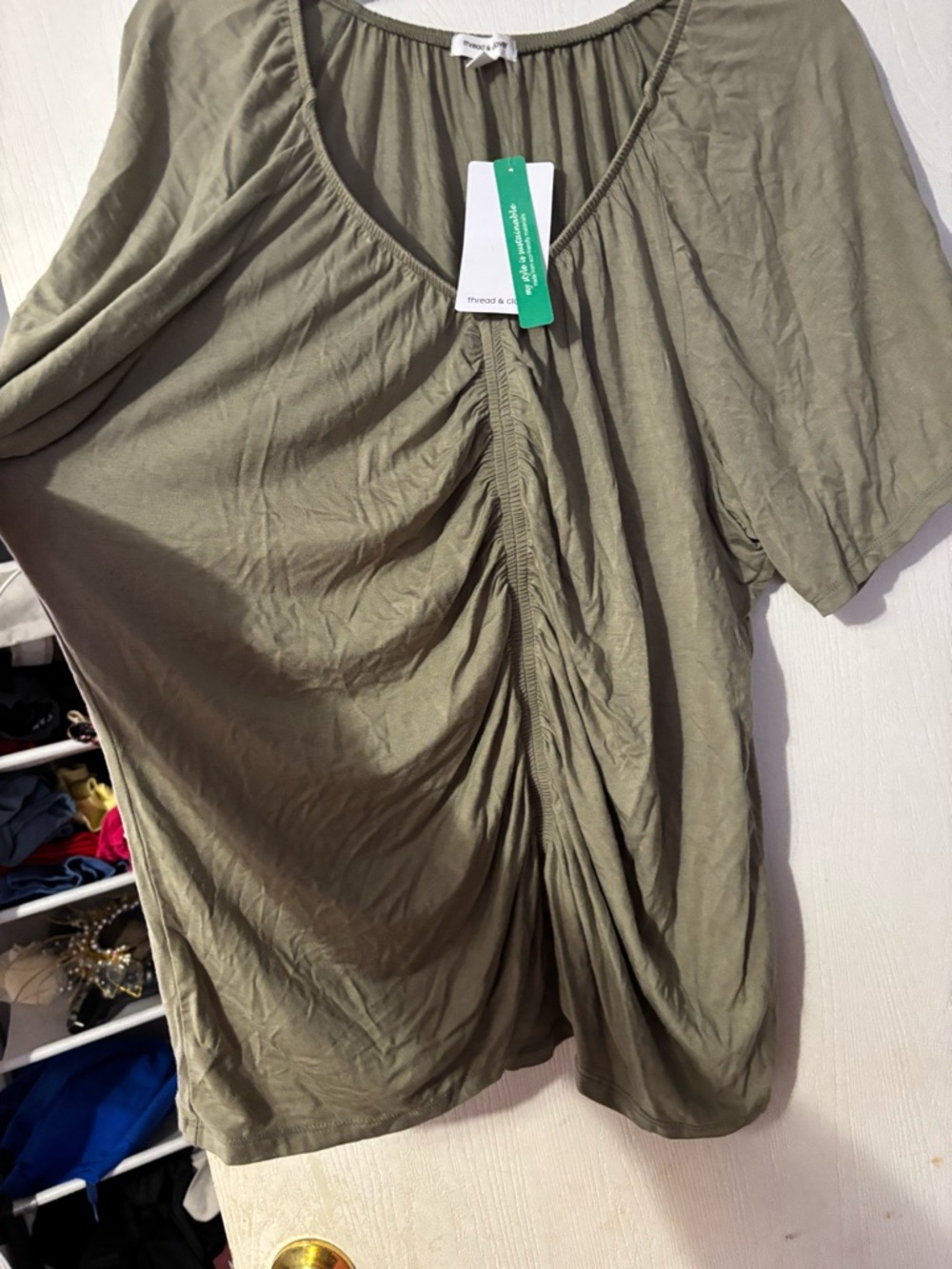 Ruched Front Olive Short Sleeve Women's Tee - Unknown Brand